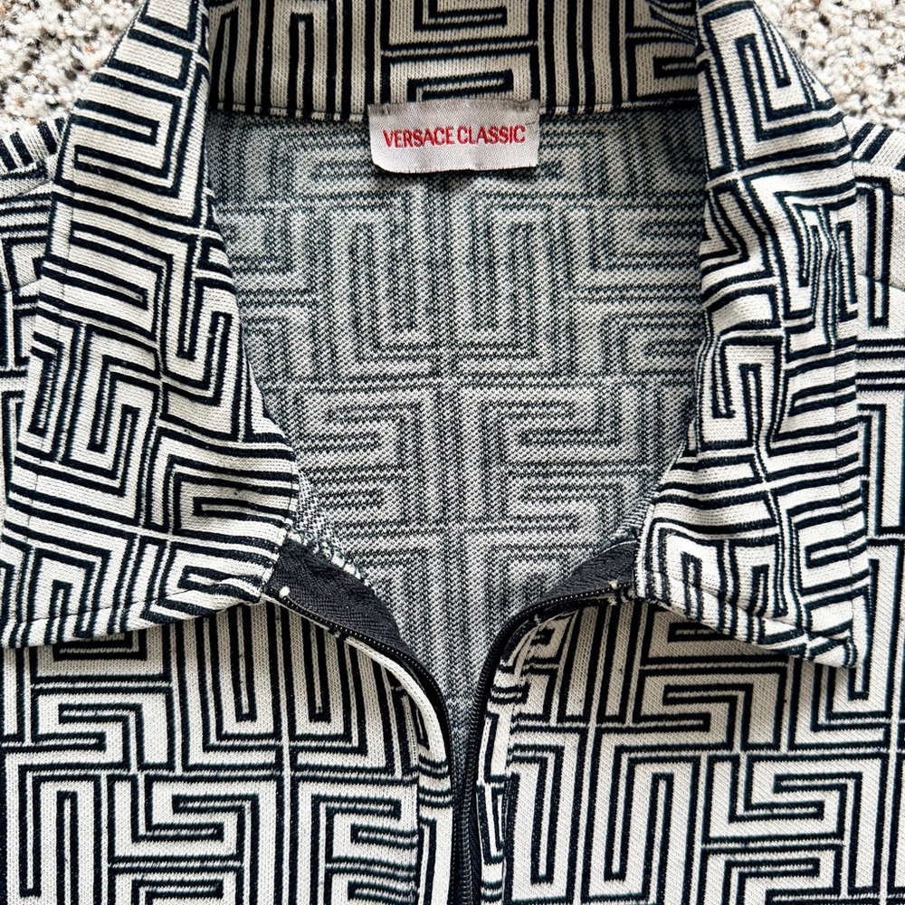 Versace Black and White Geometric Knit (Vintage Versace Classic)